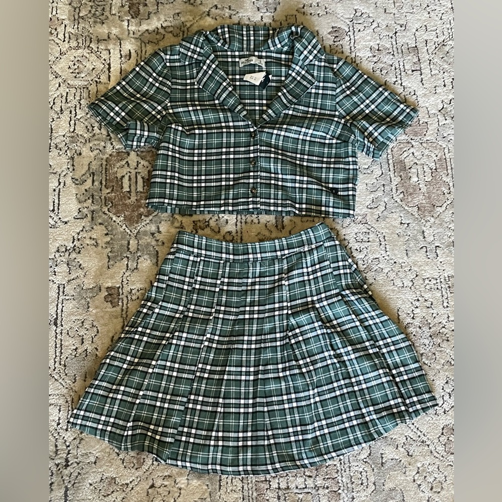 Hollister Plaid Blazer and Mini Skirt Set NWT Size XS/S!